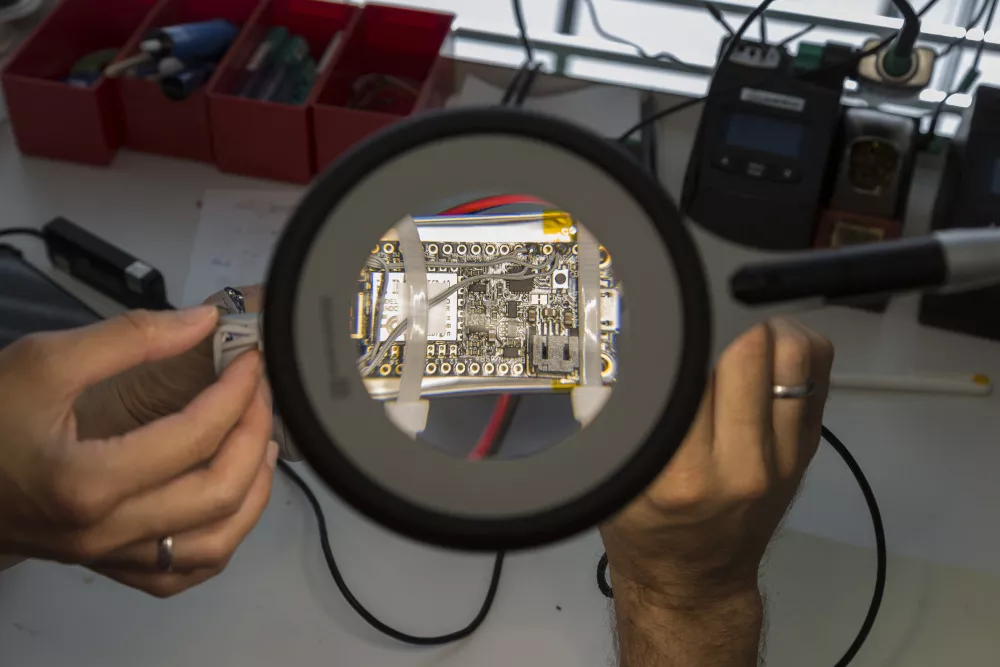 Research on the sensor-studded glasses requires a lot of hard work and painstaking precision Leung and Schmied have developed a unique device that could shed light on the causes of myopia.