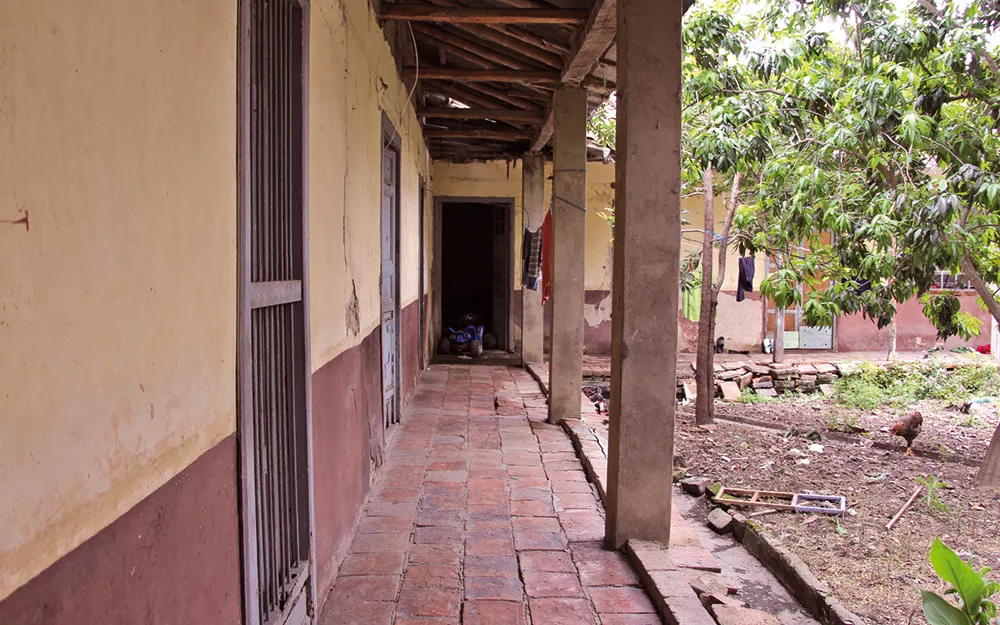 Impoverished housing in rural area with triatomine bugs Impoverished housing in rural area with triatomine bugs