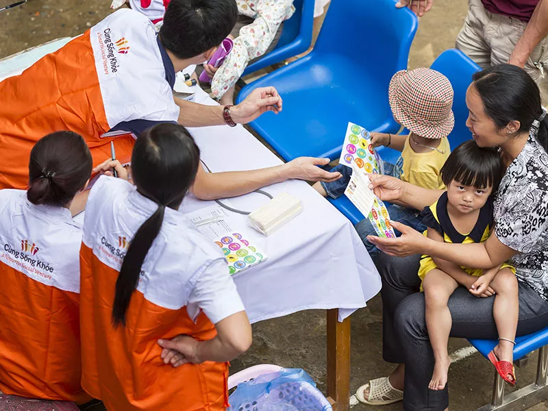 Family screening at Cùng Sông Khòe health camp in Vietnam Family screening at Cùng Sông Khòe health camp in Vietnam